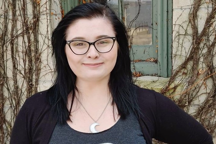 Larissa Stewart headshot