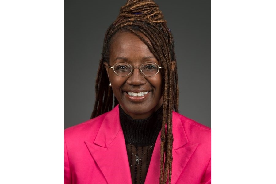 Rose Marie Avin headshot