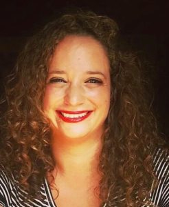 Dr. Chloe Diamond-Lenow 